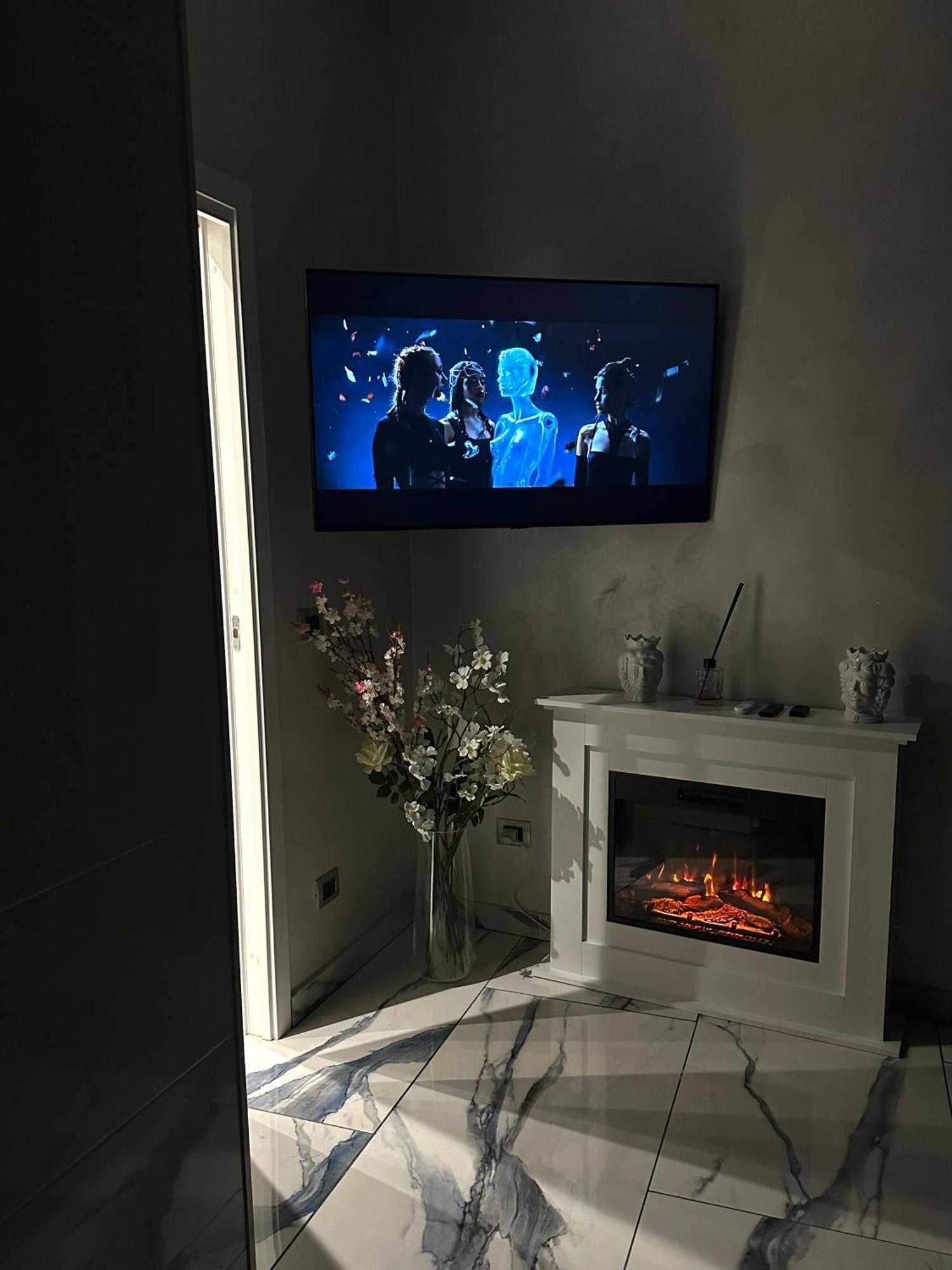 Naomi Luxury Home Катанія Екстер'єр фото