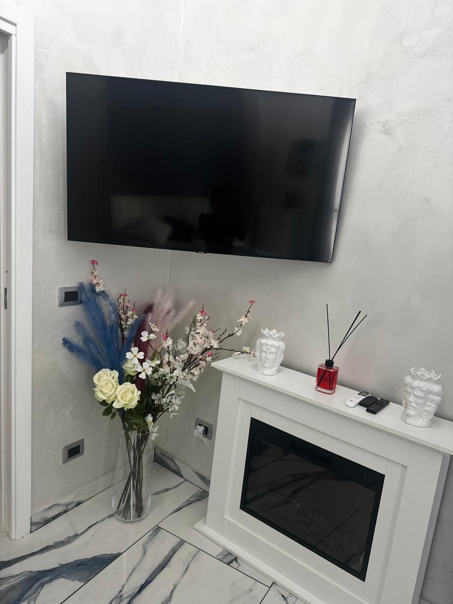 Naomi Luxury Home Катанія Номер фото